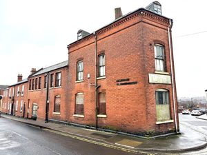 Photo 5- click for photo gallery